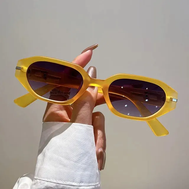 "Nala" Small Oval Fashion Sunglasses