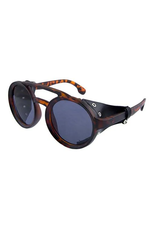 "Urban Motive" Round Sunglasses